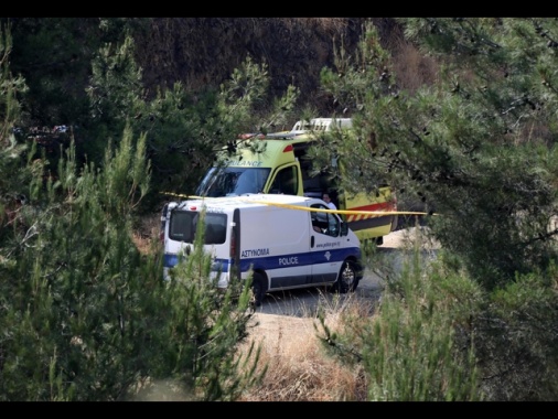 Rogo fuori controllo a Cipro, due morti e decine di evacuati