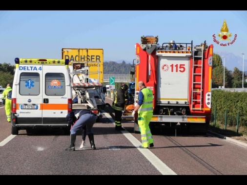Quattro morti in scontro fra auto sulla A4, una era contromano