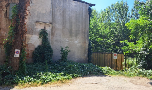 Cassano Magnago: un parcheggio nell’area dell’ex albergo