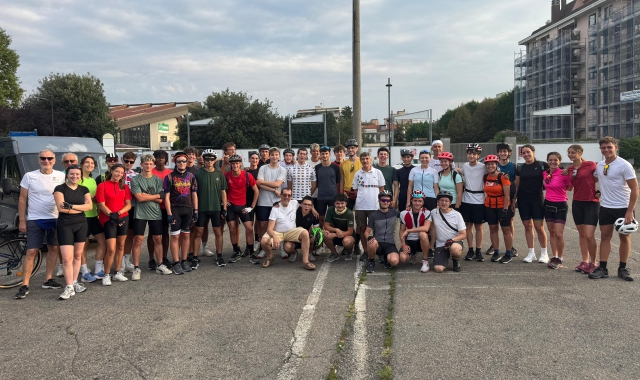 A Roma in bici: i ragazzi di Busto arrivano nella Capitale