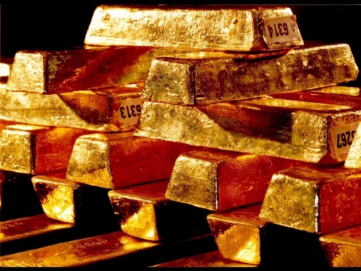 L'oro è in leggero rialzo, a 3.292,96 dollari