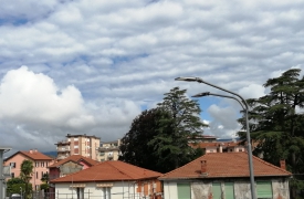 Ultimi rovesci, poi tornano caldo e sole