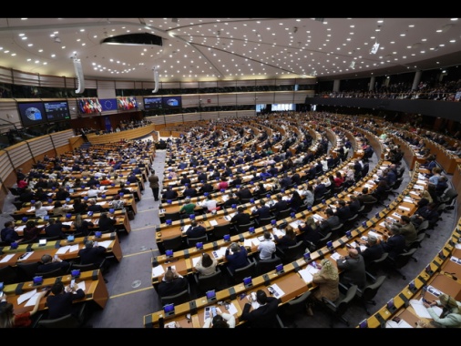 Ue, 'domani la sospensione per sei mesi dei controdazi'