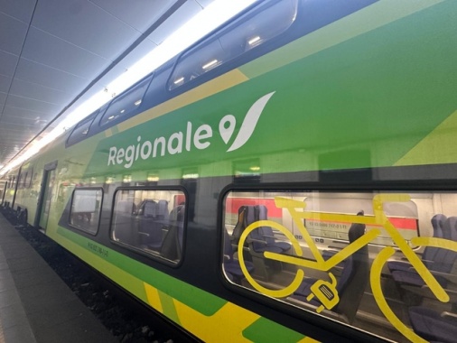 Fs, cresce puntualità treni, AV 71,3%, IC 78,2%, Regionale 89,9%
