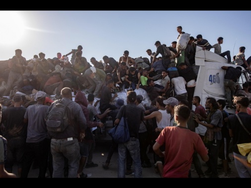 Media, 'almeno 21 palestinesi uccisi oggi a Gaza'