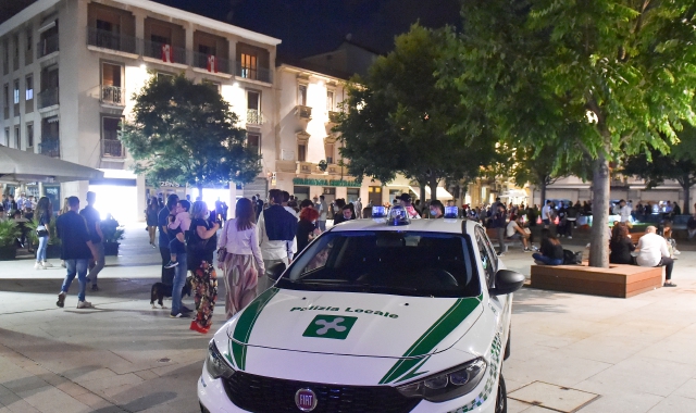 La polizia locale ha condotto i controlli nelle zone più sensibili di Legnano (foto Archivio)