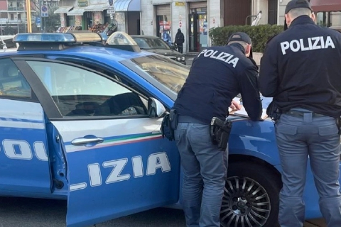 Varese: tormenta la ex. Interviene la Polizia