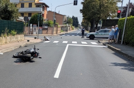 Scontro auto-moto, 27enne in ospedale
