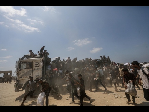 Cento ong contro Israele, 'basta usare la fame come arma'