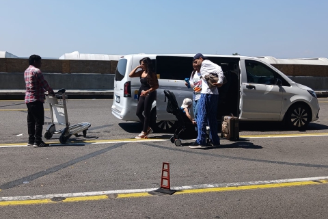 Gli abusivi del carrello tra i passeggeri di Malpensa