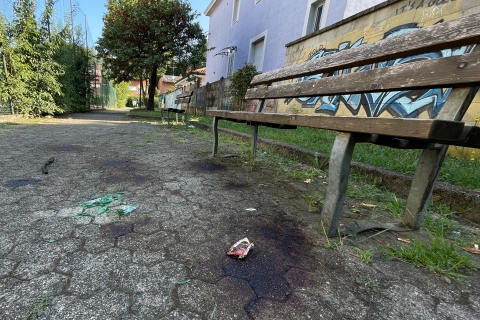 Rissa al parchetto, accoltellato un uomo