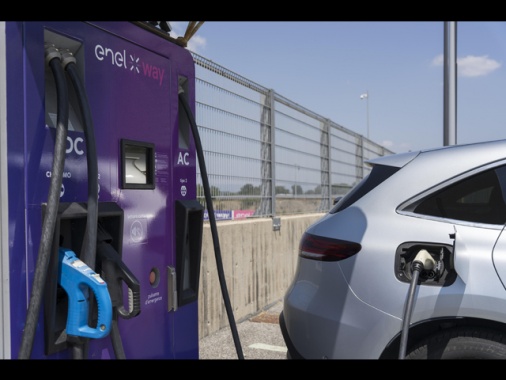 Agcm multa Enel X e Enel X Way per abuso posizione ricariche