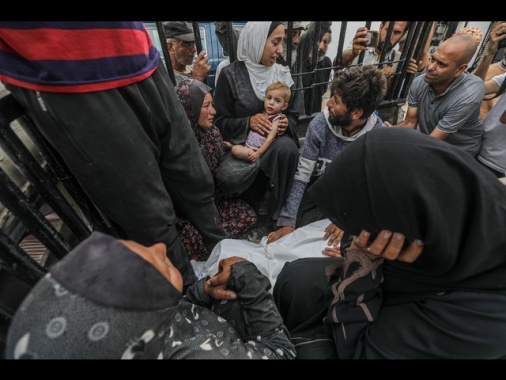 I morti a Gaza sono più di 62.000, oltre 150.000 i feriti