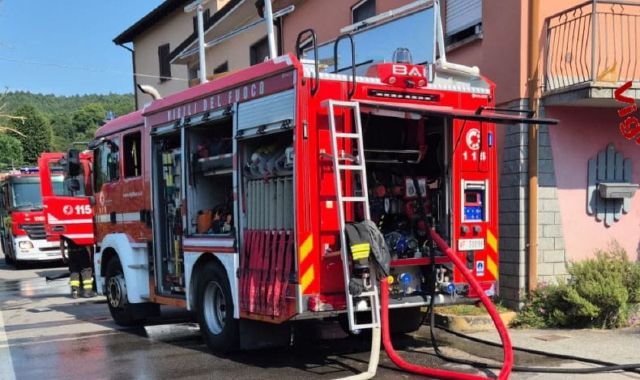 Vigili del fuoco encomiabili, «ma il sistema è al collasso»