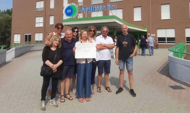Multimedica, la protesta dei pazienti oncologici contro il trasferimento