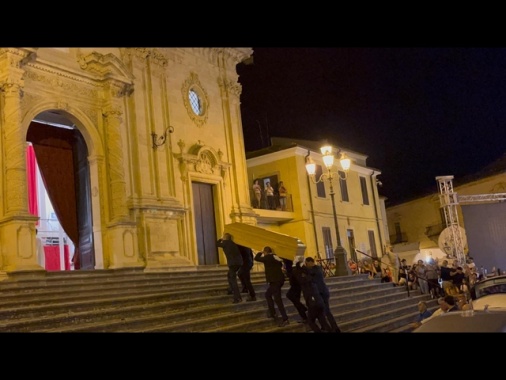 Aperta camera ardente per Pippo Baudo a Militello