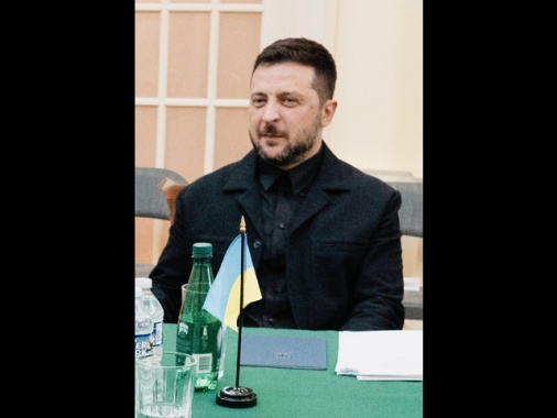 Zelensky, testato con successo missile con gittata da 3000 km