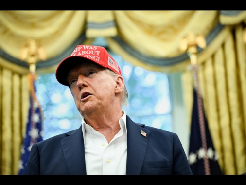 Sondaggio, il 56% degli americani boccia Trump