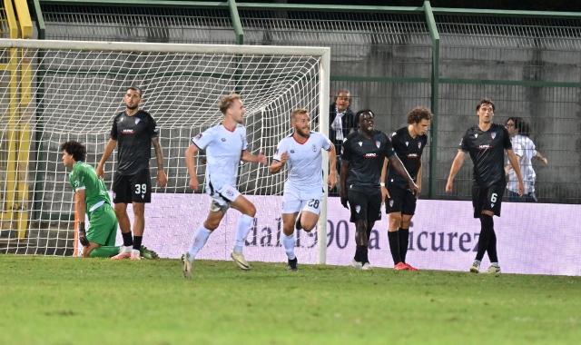 Il gol di Iotti ha chiuso la partita a favore della Pro Vercelli (foto Domenico Ghiotto/BLITZ)