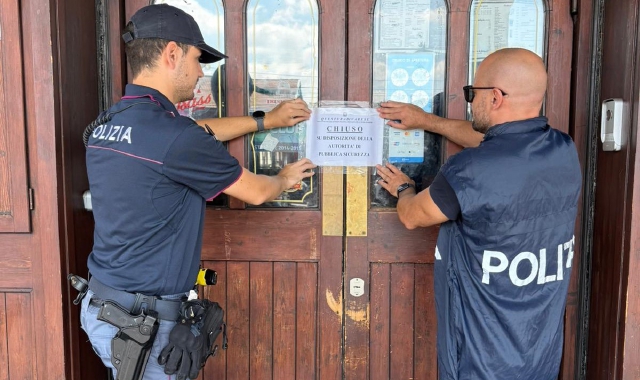 Rissa e due feriti, locale del centro chiuso per 30 giorni