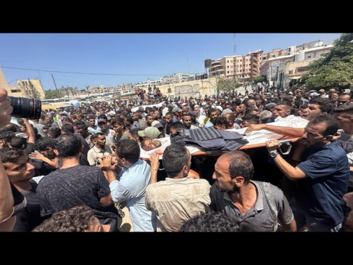 Fonti mediche, a Gaza 50 morti dall'alba di oggi