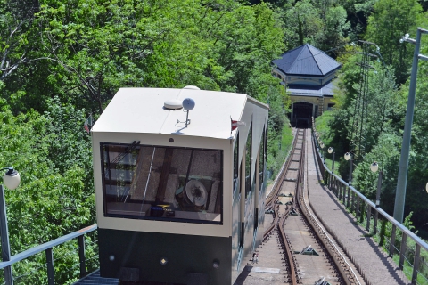 Sacro Monte, funicolare fuori uso per colpa di un fulmine