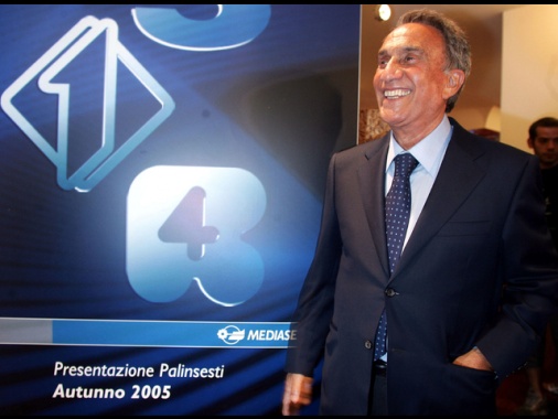 È morto Emilio Fede, aveva 94 anni