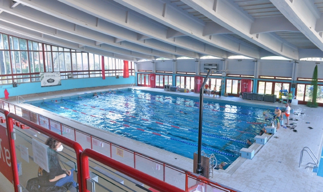 La piscina comunale di via Copelli