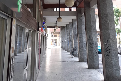 Non paga la consumazione al bar, scoppia la rissa in zona stazione