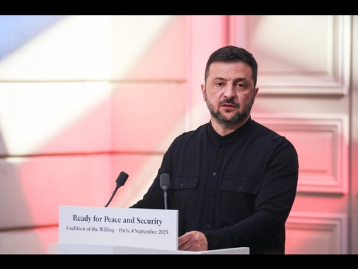 Zelensky, Trump scontento per acquisti Ue di petrolio russo