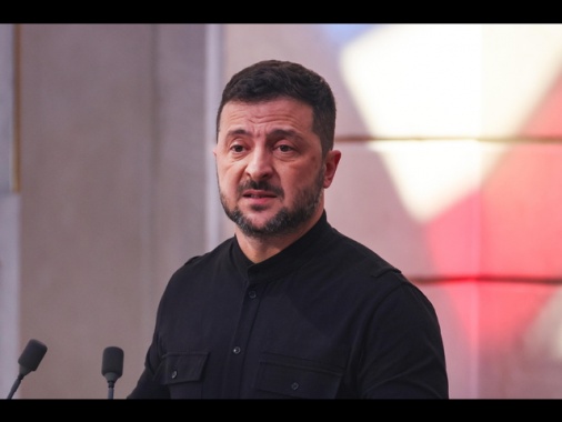 Zelensky, possibili migliaia truppe occidentali in Ucraina