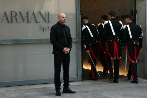 «Regione Lombardia ricorderà Armani»