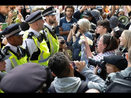 Polizia, 890 arresti a protesta Palestine Action a Londra