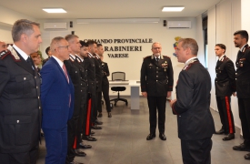 Il generale De Riggi in visita a Varese