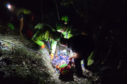Fungiatt cade in un burrone: trovato dai parenti