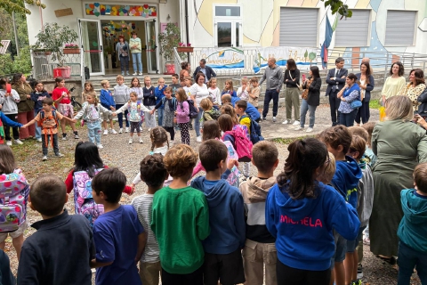 Suona la campanella, tutti in aula nel Varesotto