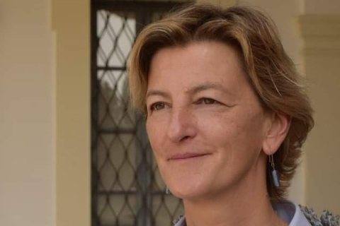 «Rapidità e ironia»: ormai i giovani parlano così