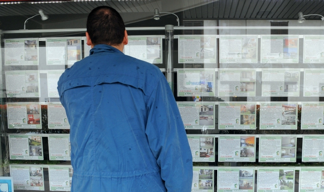 Quando la casa diventa un miraggio: emergenza a Busto