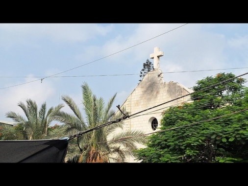 Il Papa al parroco di Gaza, 'preoccupato per la situazione'