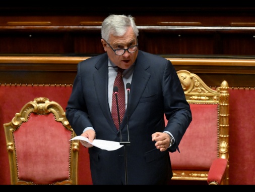 Tajani, quelle bloccate a Ravenna non erano armi italiane