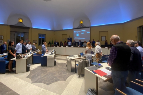 Busto, minuto di silenzio per Kirk e Hortman