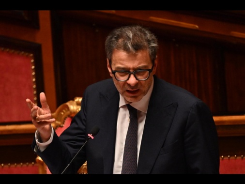 Giorgetti, 'valutiamo con attenzione proposta su asset russi'