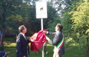 Legnano, inaugurato il “giardino don Luigi Giussani”