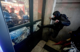 Corteo Pro Pal, scontri alla stazione centrale di Milano