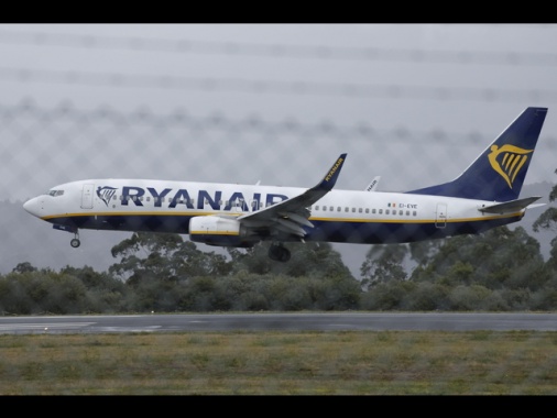 Assoutenti, senza carta digitale Ryanair supplemento di 55 euro