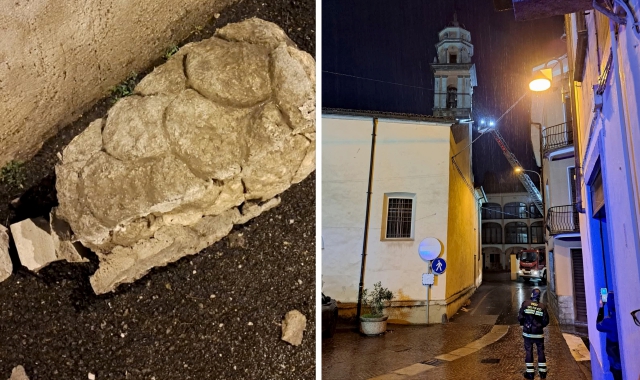 Fulmine colpisce campanile: cadono pezzi, strada chiusa