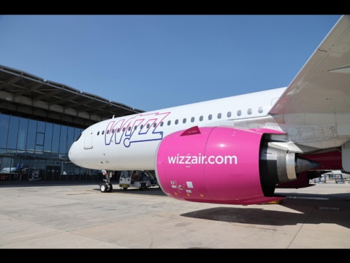 Domani 24 ore di sciopero piloti e assistenti volo Wizz Air