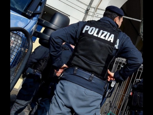 Pisa-Fiorentina,tafferugli tra tifosi alle porte della città
