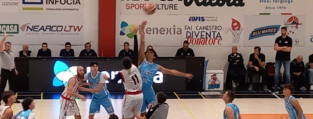 Il derby va a Saronno: Acunzo firma l’85-83
