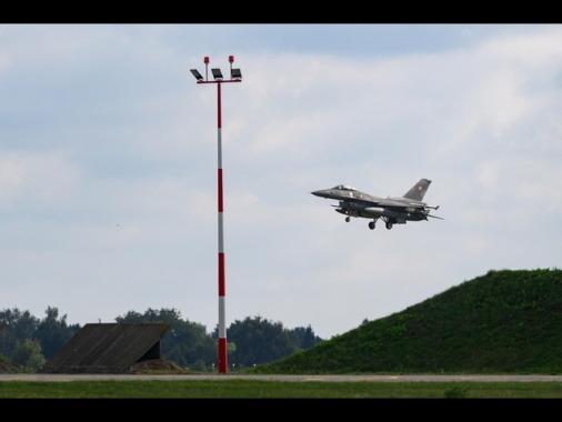 Massiccio attacco russo sull'Ucraina, in volo jet polacchi
